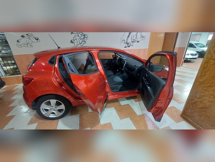 Renault Clio 0.9 TCE 90CV foto 8